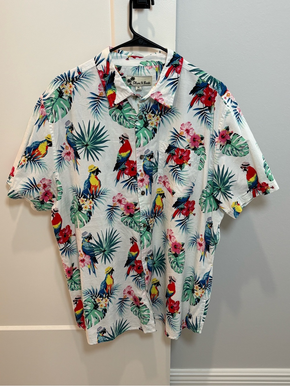 Oliver & Burke Shirt Mens Hawaiian XL  White Short Sleeve Button Tropical Beach